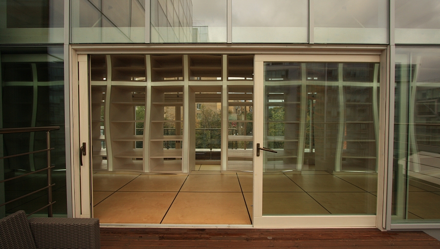 Переход между зданиями в БЦ "Красная Роза" для "Яндекс"